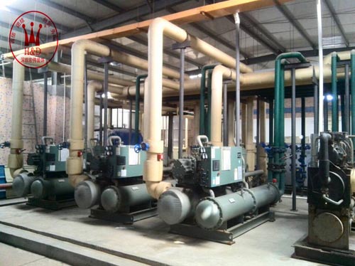 冷水機組安裝工程